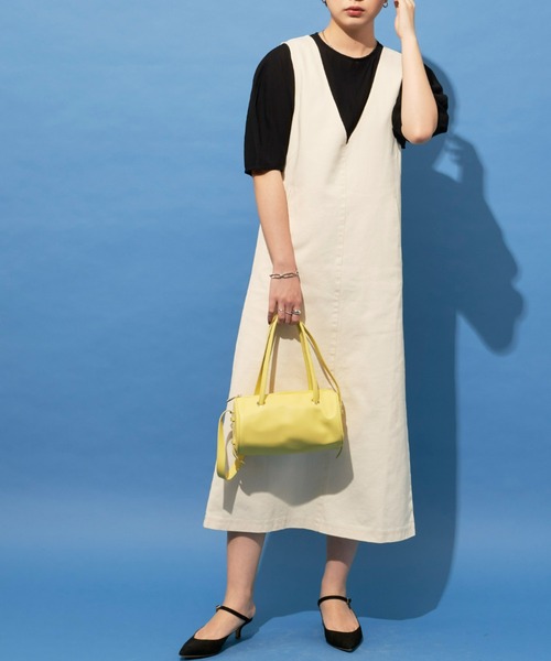 Aunt Marie's(アントマリーズ)の「Vネックデニムジャンスカ(ジャンパースカート・レディース・ネイビー/アイボリー/ブラック・FREE)」の6枚目の写真