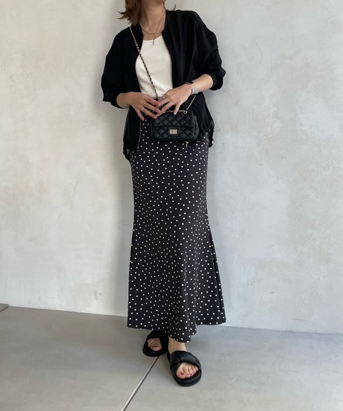 DouDou(ドゥドゥ)の「ドットカットマーメイドスカート(スカート・レディース・チャコールグレー/オフホワイト・FREE)」の4枚目の写真