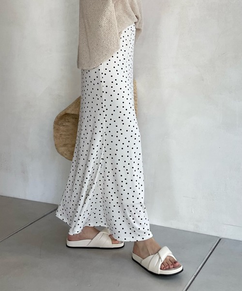 DouDou(ドゥドゥ)の「ドットカットマーメイドスカート(スカート・レディース・チャコールグレー/オフホワイト・FREE)」の18枚目の写真