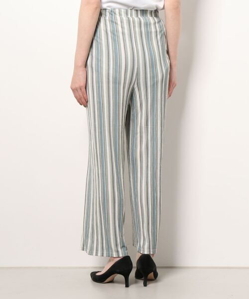 HONEYSUCKLE ROSE（ハニーサックルローズ）の「肌触りよいストレッチ素材【HONEYSUCKLE ROSE】柄プリーツイージーパンツ（その他パンツ・レディース・ワイン/ブラック/グリーン・M/L）」の5枚目の写真