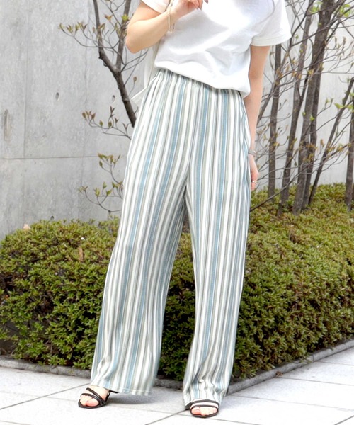 HONEYSUCKLE ROSE（ハニーサックルローズ）の「肌触りよいストレッチ素材【HONEYSUCKLE ROSE】柄プリーツイージーパンツ（その他パンツ・レディース・ワイン/ブラック/グリーン・M/L）」の3枚目の写真