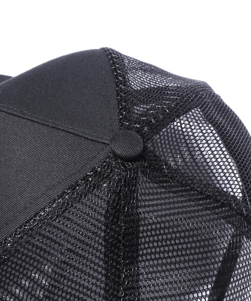 SANTA CRUZ（サンタクルーズ）の「SANTACRUZ/サンタクルーズ Screaming Hand Front Mesh Trucker High Profile Hat メッシュキャップ（キャップ・メンズ・ブラック×ブラック/ホワイト×ブラック・FREE）」の7枚目の写真