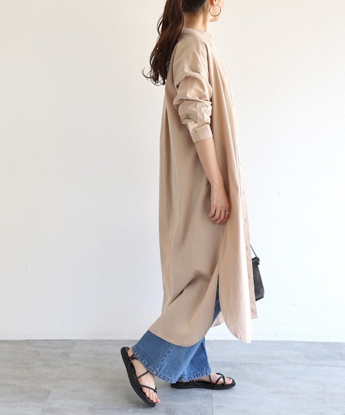 andme（アンドミー）の「ワッシャーコットンバンドカラーシャツワンピース（ワンピース・レディース・ベージュ/キナリ/ネイビー/イエロー/オレンジ・M）」の16枚目の写真