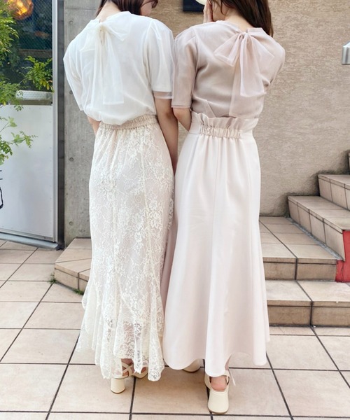 one after another NICE CLAUP(ワンアフターアナザーナイスクラップ)の「チュールがけBackリボンテレコ(Tシャツ/カットソー・レディース・ホワイト/チャコールグレー/ベージュ・FREE)」の18枚目の写真