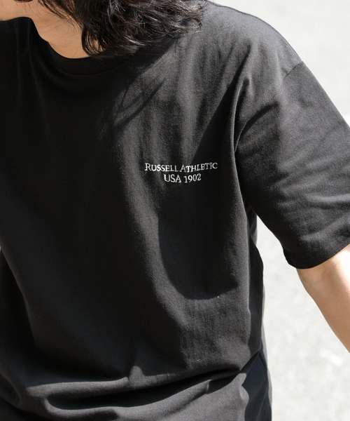 URBAN RESEARCH(アーバンリサーチ)の「『別注』RUSSELL×URBAN RESEARCH T-SHIRTS(Tシャツ/カットソー・メンズ・ブラック/ホワイト系その他/ホワイト・LARGE/MEDIUM)」の3枚目の写真