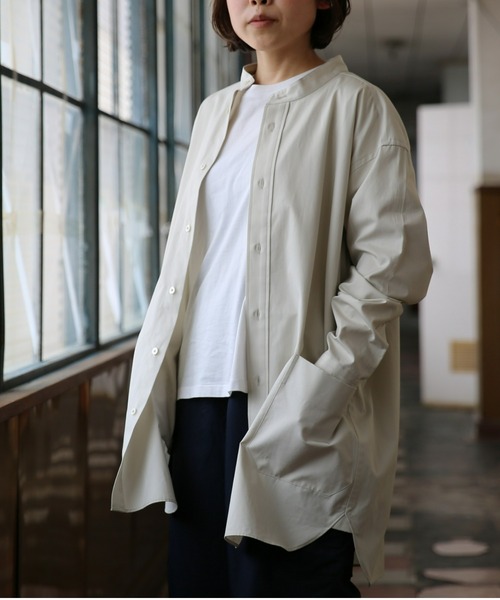 BRICK & SONS（ブリックアンドサンズ）の「VENTILE リラックス バンドカラーシャツ＜スモーキーホワイト＞（シャツ/ブラウス・メンズ・アイボリー・LL/S/M/L）」の10枚目の写真