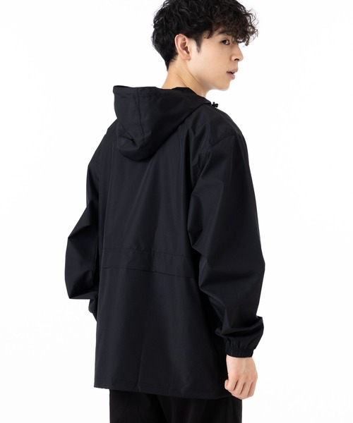 Champion（チャンピオン）の「チャンピオン スタジアム ジャケット ブランドロゴ（ナイロンジャケット・メンズ・ホワイト/ブラック/ネイビー・M/L/XL/S）」の6枚目の写真