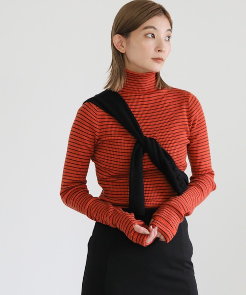 select MOCA（セレクトモカ）の「タートルネックボーダーリブニット（ニット/セーター・レディース・オフホワイト/オレンジ/グリーン・FREE）」の15枚目の写真