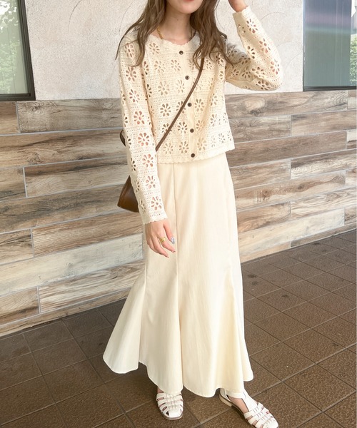 Ambre Ciel(アンブルシエル)の「花柄透かし編みカーディガン/【WEB/EC限定商品】(カーディガン/ボレロ・レディース・ブラック/ダークブラウン/アイボリー・FREE)」の6枚目の写真