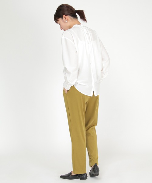 ikka(イッカ)の「襟フリル2WAYブラウス(シャツ/ブラウス・レディース・チャコールグレー/ダークグリーン/オフホワイト/その他1・S/M/L)」の6枚目の写真