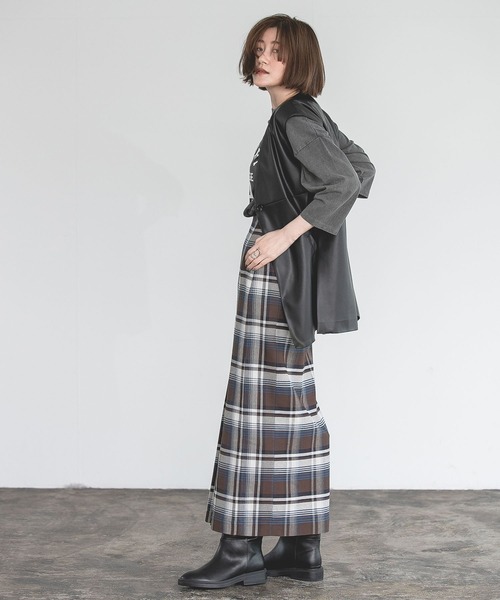 A part by（アパートバイ）の「ストレートロングブーツ 122535（ブーツ・レディース・ブラック/カーキ・MEDIUM/LARGE）」の13枚目の写真