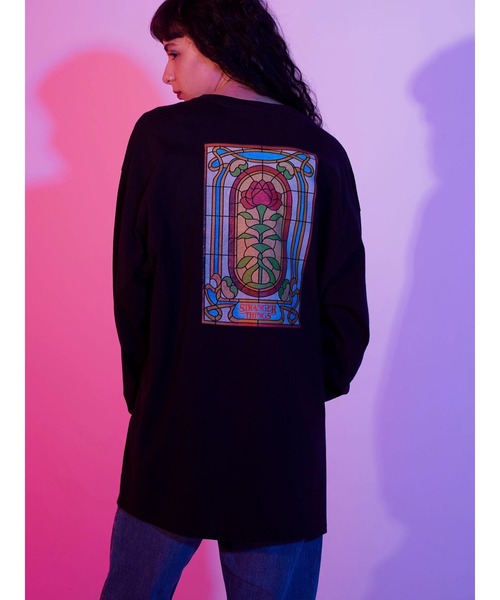 Green　Parks（グリーンパークス）の「【UNISEX】■STRANGER THINGS Stained Glass（Tシャツ/カットソー・レディース・ブラック・FREE）」の3枚目の写真
