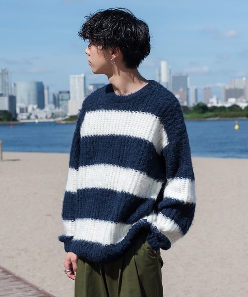 ONCILY(オンシェリー)の「BRUSHED BORDER KNIT / ブラッシュドボーダーニット(ニット/セーター・メンズ・ベージュ/ネイビー/杢グレー・MEDIUM/LARGE)」の6枚目の写真