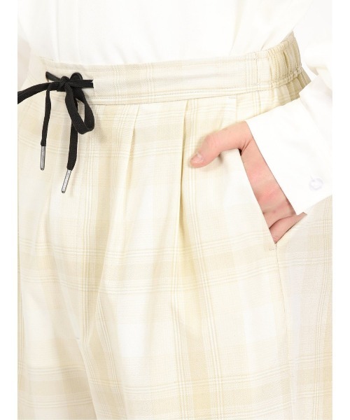 semantic design(セマンティックデザイン)の「【レーヨン混 ウエストゴム】セマンティックデザイン チェック柄 ワイドイージーパンツ(その他パンツ・メンズ・ベージュ/ブラック/グレー系その他2・MEDIUM/LARGE)」の8枚目の写真