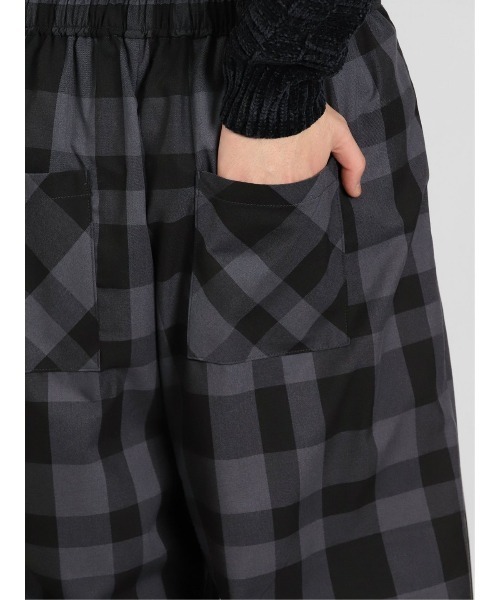semantic design(セマンティックデザイン)の「【レーヨン混 ウエストゴム】セマンティックデザイン チェック柄 ワイドイージーパンツ(その他パンツ・メンズ・ベージュ/ブラック/グレー系その他2・MEDIUM/LARGE)」の21枚目の写真