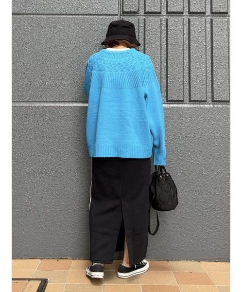 HONEYSUCKLE ROSE（ハニーサックルローズ）の「【HONEYSUCKLE ROSE】バルキーニットプルオーバー（ニット/セーター・レディース・オフホワイト/ブルー/ピンク・M/L）」の12枚目の写真