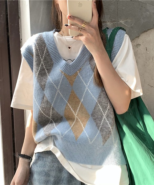 RUUX(ルーフ)の「オーバーサイズ アーガイル ベスト(ベスト・レディース・ブルー/グリーン・FREE)」の1枚目の写真