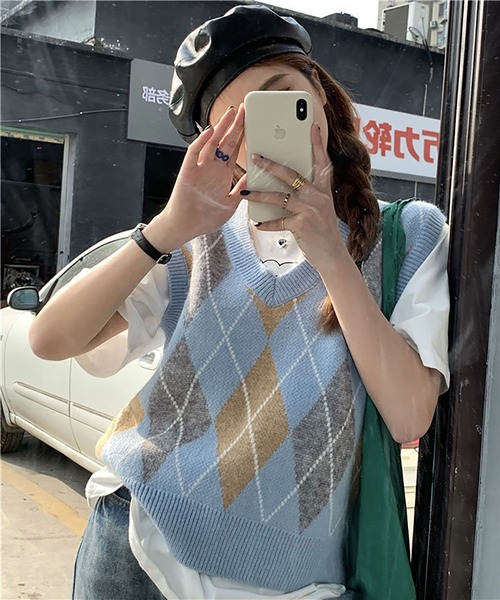 RUUX(ルーフ)の「オーバーサイズ アーガイル ベスト(ベスト・レディース・ブルー/グリーン・FREE)」の11枚目の写真