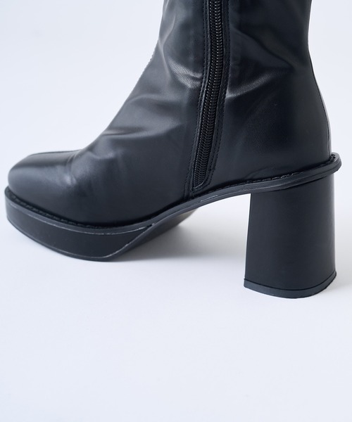 one after another NICE CLAUP（ワンアフターアナザーナイスクラップ）の「ストーム付きロングブーツ（ブーツ・レディース・ライトベージュ/ブラック・SMALL/MEDIUM/LARGE）」の14枚目の写真