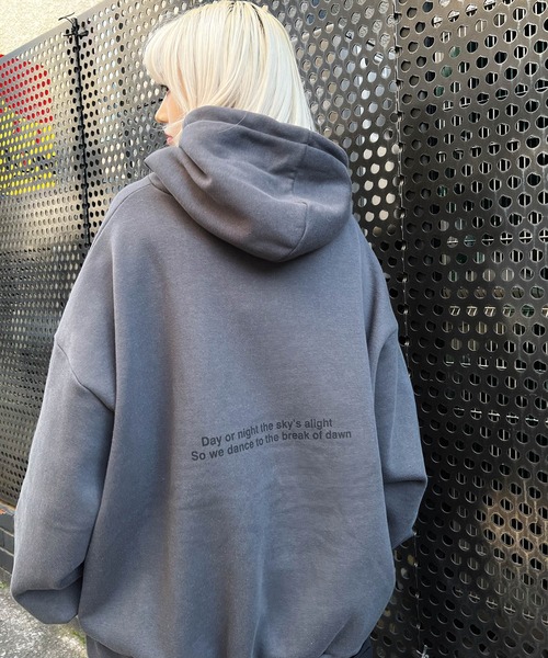 Figments（フィグメンツ）の「【裏起毛】INTERNATIONALパーカー（パーカー・レディース・スミクロ/ホワイト・FREE）」の7枚目の写真