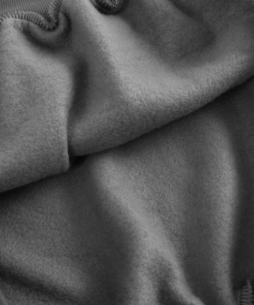 Figments（フィグメンツ）の「【裏起毛】INTERNATIONALパーカー（パーカー・レディース・スミクロ/ホワイト・FREE）」の16枚目の写真