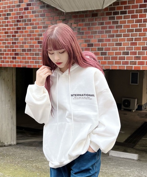 Figments（フィグメンツ）の「【裏起毛】INTERNATIONALパーカー（パーカー・レディース・スミクロ/ホワイト・FREE）」の17枚目の写真