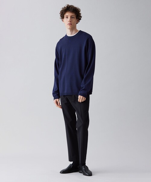 UNFILO(アンフィーロ)の「イージーケア ニットロングTEE(ニット/セーター・メンズ・アイボリー系/ネイビー系/ブラック系/イエロー系・SMALL/MEDIUM/LARGE/X-LARGE)」の5枚目の写真