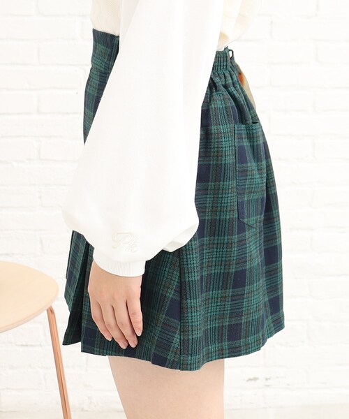 PINK-latte(ピンクラテ)の「あったかインパン付ボックスプリーツスカート(スカート・キッズ・ネイビー系1/ブラウン系2/ダークグリーン系1・14/15 /16)」の5枚目の写真