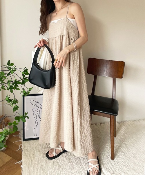 GeeRA（ジーラ）の「ぽこぽこエンボス素材キャミワンピース（ワンピース・レディース・ミント/ベージュ/ブラック・X-LARGE/LARGE/MEDIUM/SMALL）」の10枚目の写真