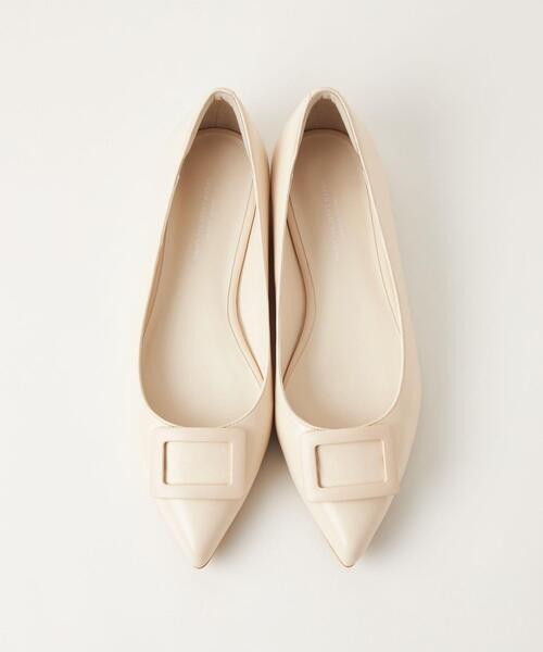 green label relaxing(グリーンレーベルリラクシング)の「ポインテッド バックル フラットシューズ -晴雨兼用-(パンプス・レディース・ブラック/オフホワイト/シルバー/ケリー/ベージュ・22.5cm/23.5cm/23cm/24.5cm/25cm/24cm)」の13枚目の写真