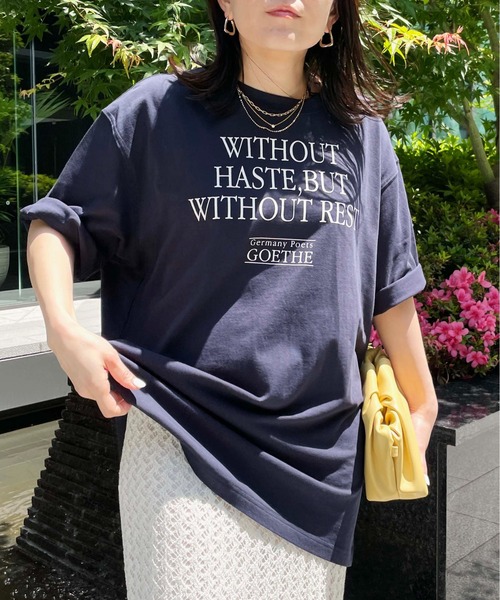 Meli rich(メリーリッチ)の「ロゴプリントTシャツ(Tシャツ/カットソー・レディース・ホワイト×ネイビー/ホワイト×ピンク/ピンク/ネイビー・MEDIUM)」の3枚目の写真