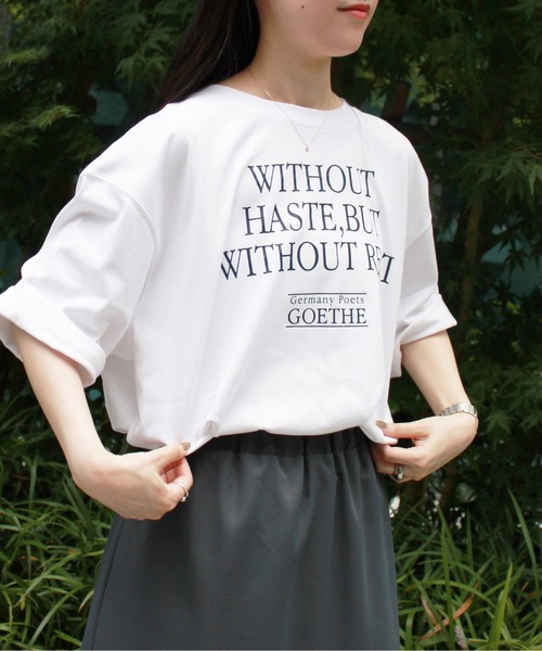 Meli rich(メリーリッチ)の「ロゴプリントTシャツ(Tシャツ/カットソー・レディース・ホワイト×ネイビー/ホワイト×ピンク/ピンク/ネイビー・MEDIUM)」の1枚目の写真