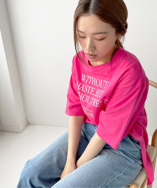 Meli rich(メリーリッチ)の「ロゴプリントTシャツ(Tシャツ/カットソー・レディース・ホワイト×ネイビー/ホワイト×ピンク/ピンク/ネイビー・MEDIUM)」の22枚目の写真