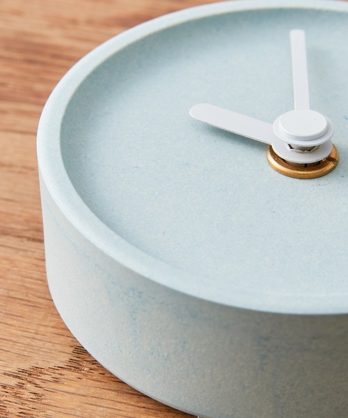 BIRTHDAY BAR（バースデイバー）の「COLON natural コロン（置時計・レディース・ブルー/ホワイト/オレンジ・フリー）」の12枚目の写真