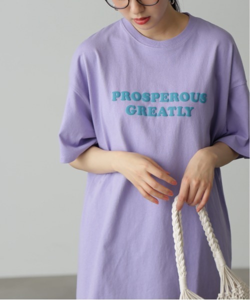 FREE'S MART(フリーズマート)の「◆発泡ロゴプリントビッグTシャツ(Tシャツ/カットソー・レディース・ホワイト/ベージュ/パープル・FREE)」の6枚目の写真