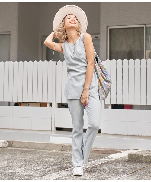 anap mimpi（アナップミンピ）の「前後2WAYワッフルタンクトップ（タンクトップ・レディース・キナリ/アイボリー/ブラック/ミント・FREE）」の6枚目の写真