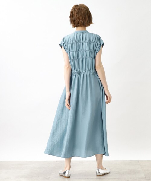 grove（グローブ）の「◆ハレの日も雨の日も楽しめる！撥水シャーリングワンピース（ワンピース・レディース・チャコールグレー/ライトブルー/カーキ・02/03/01/05/04）」の16枚目の写真