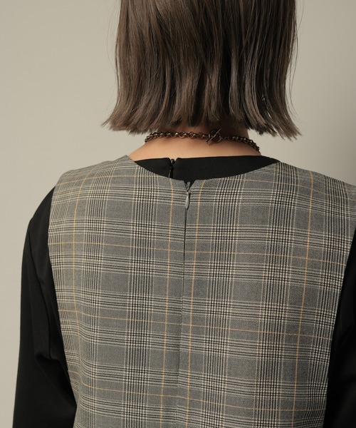 HERENCIA(ヘレンチア)の「ショルダーカットオフ グレンチェック Vネック テーパード サロペット(サロペット/オーバーオール・レディース・グレー系その他/ブラウン系その他・FREE)」の11枚目の写真