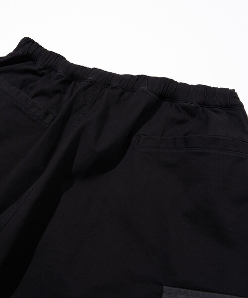 Jonas Claesson（ジョナスクレアッソン）の「JONAS CLAESSON/ジョナス クレアッソン ワイドカーゴショーツ ビックポケット ハーフパンツ/SHORTS（カーゴパンツ・メンズ・ブラック/ベージュ/オフホワイト・MEDIUM/LARGE）」の10枚目の写真