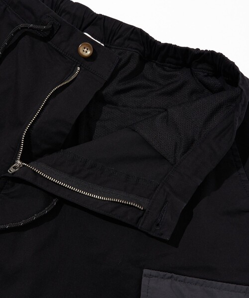 Jonas Claesson（ジョナスクレアッソン）の「JONAS CLAESSON/ジョナス クレアッソン ワイドカーゴショーツ ビックポケット ハーフパンツ/SHORTS（カーゴパンツ・メンズ・ブラック/ベージュ/オフホワイト・MEDIUM/LARGE）」の8枚目の写真