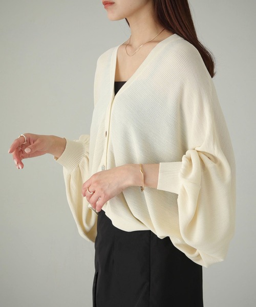 cheriella（シェリエラ）の「【cheriella】WEB限定バックレースアップドルマンカーディガン WEB LIMITED BACK LACE-UP DOLMAN CARDIGAN（カーディガン/ボレロ・レディース・ブルー/アイボリー/ブラック/ワインレッド・M）」の7枚目の写真