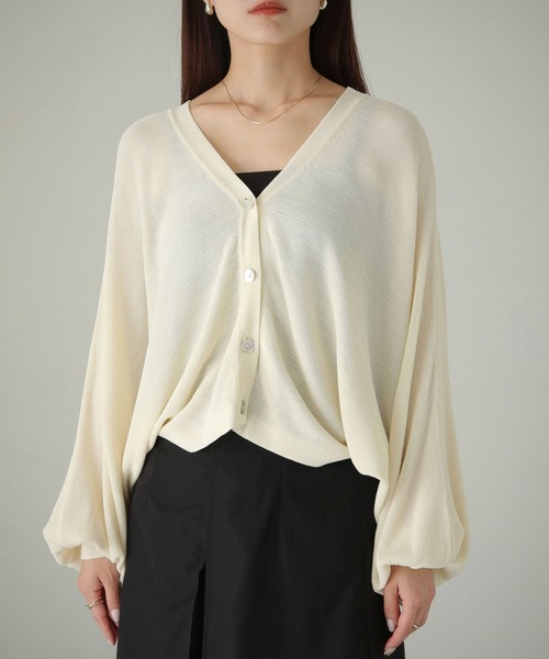 cheriella（シェリエラ）の「【cheriella】WEB限定バックレースアップドルマンカーディガン WEB LIMITED BACK LACE-UP DOLMAN CARDIGAN（カーディガン/ボレロ・レディース・ブルー/アイボリー/ブラック/ワインレッド・M）」の6枚目の写真