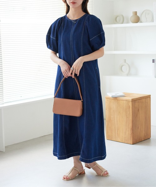 ECRIRE（エクリール）の「ランタンスリーブ デニムワンピース（ワンピース・レディース・ネイビー/ブラック・M）」の7枚目の写真