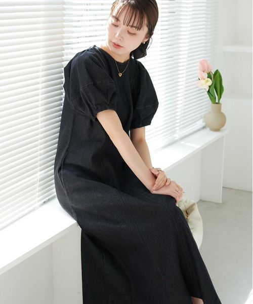 ECRIRE（エクリール）の「ランタンスリーブ デニムワンピース（ワンピース・レディース・ネイビー/ブラック・M）」の16枚目の写真