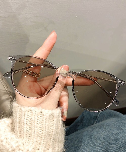 Futier land（フューティアランド）の「UV調光ボストン眼鏡（メガネ・レディース・ブラック/ブラウン/グレー/ブラウン系その他/グレー系その他/グレー系その他2/ブラウン系その他2/ブラック系その他・FREE）」の15枚目の写真