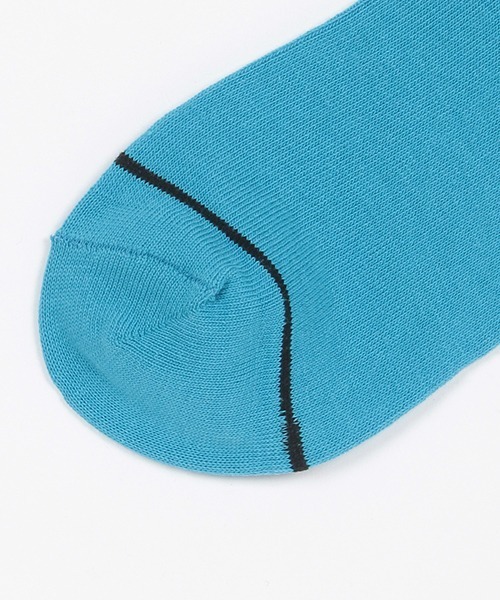 by LOVEiT(バイラビット)の「girlsロゴクルーラインソックス【日本製】(ソックス/靴下・キッズ・ライム/ブラック/ブルー/オフホワイト・S/M/L/LL)」の6枚目の写真