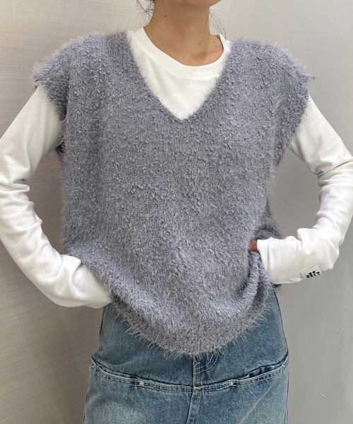 solleim(ソルレム)の「シャギーVネックニットベスト(ベスト・レディース・ブラック/オフホワイト/グレー・M)」の3枚目の写真