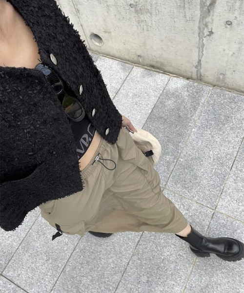 ISOOK(アイスー)の「ナイロンカーゴスカート(ai select) / カーゴスカート ナロースカート ナイロンスカート(スカート・レディース・カーキ・FREE)」の4枚目の写真