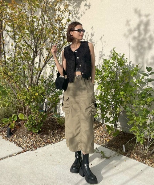 ISOOK(アイスー)の「ナイロンカーゴスカート(ai select) / カーゴスカート ナロースカート ナイロンスカート(スカート・レディース・カーキ・FREE)」の5枚目の写真