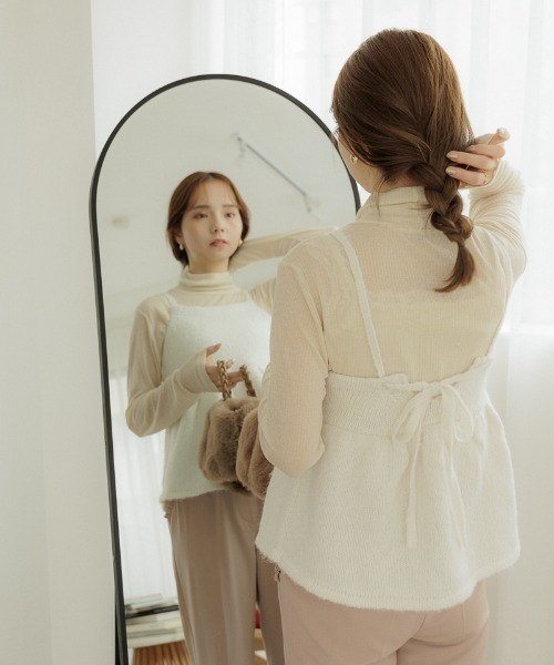 flower（フラワー）の「フェミニンニットビスチェ（ベスト・レディース・ブラック/ホワイト・FREE）」の6枚目の写真